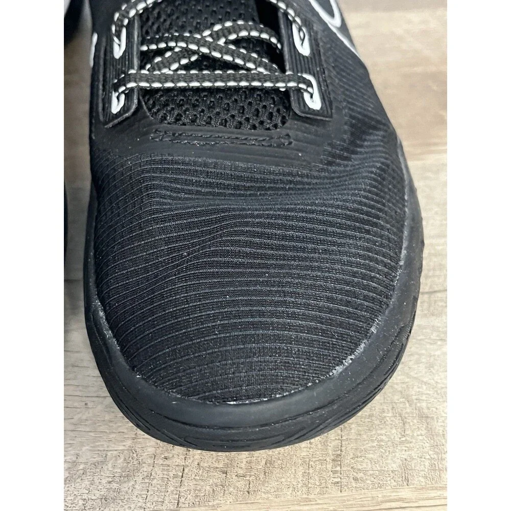 Nike Kyrie Flytrap 4 Men Size 11 Black White Basketball Shoes  CT1972-001